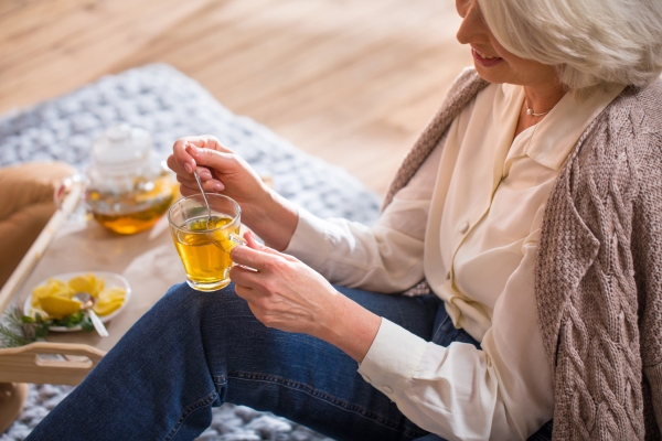 The Health and Wellbeing Benefits of Drinking Tea: A Focus on Perimenopausal Women