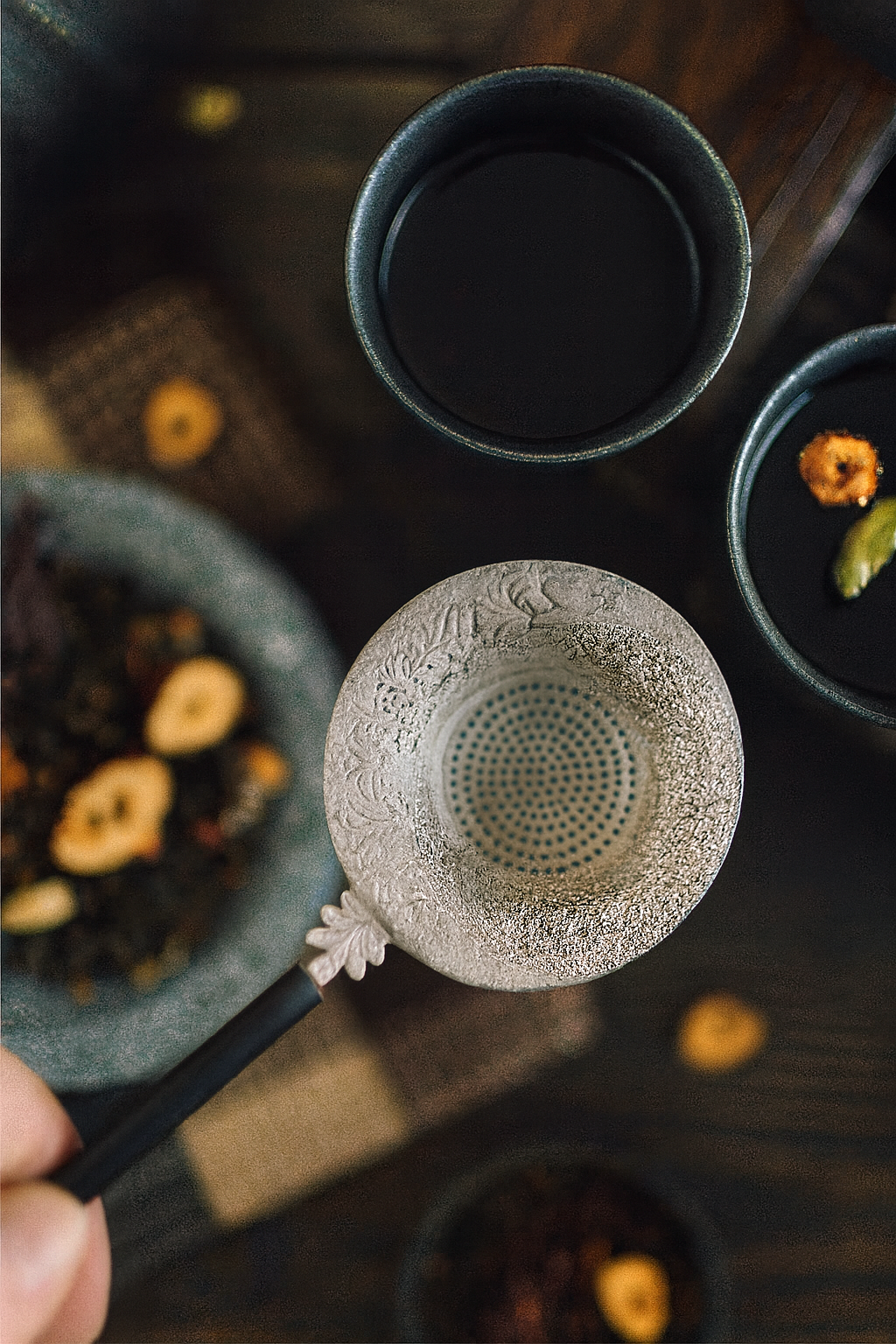 stainless steel silver tea strainer with tea